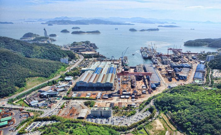 STX조선해양 진해조선소. STX조선 제공