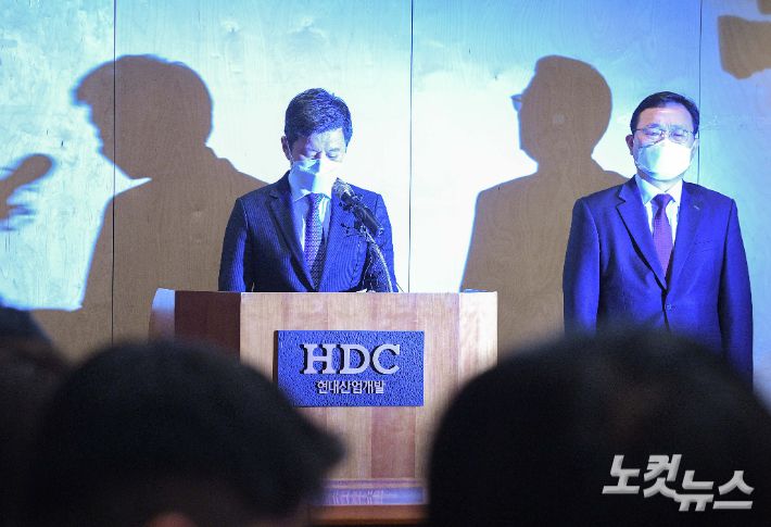 광주 서구 화정아이파크 외벽 붕괴 사고에 대한 책임을 지고 현대산업개발 회장직에서 물러난 정몽규 HDC현대산업개발 회장. 이한형 기자