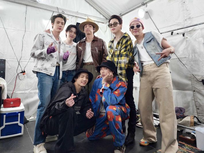 방탄소년단 공식 트위터 캡처