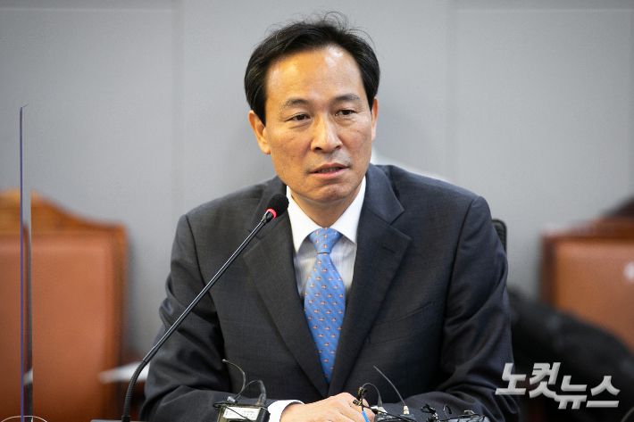 더불어민주당 우상호 비상대책위원장. 윤창원 기자