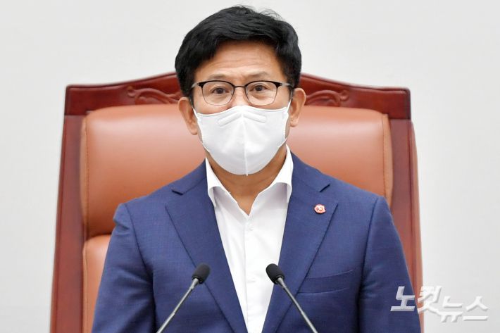 김경학 제주도의회 의장.