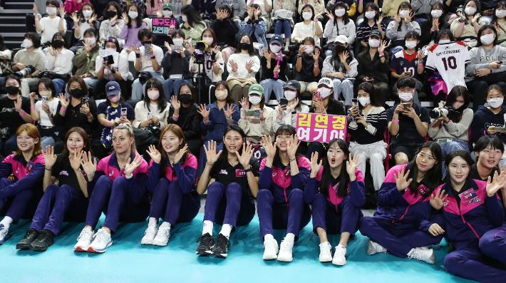 팬과 함께 한 흥국생명 2022-2023시즌 출정식. 흥국생명