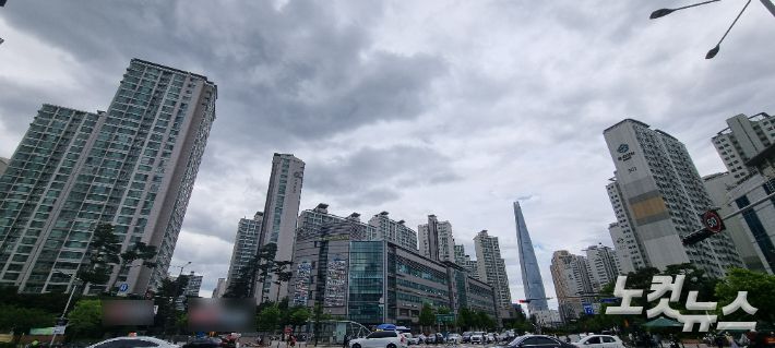 서울 송파구 잠실동 일대 아파트 단지 전경. 김수영 기자