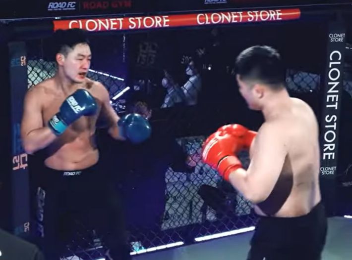 권아솔과 맞붙은 경험이 있는 위정원(왼쪽). 로드FC 정문홍 회장 유튜브 캡처