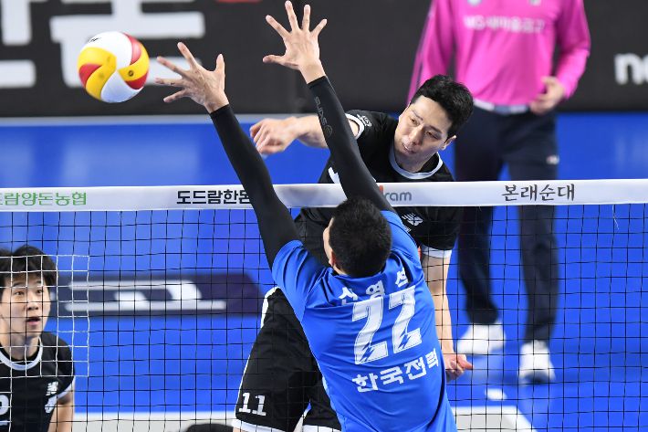 지난 9일 6라운드에서 만난 현대캐피탈과 한국전력. 한국배구연맹