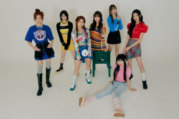 첫사랑은 4개월 만에 새 앨범으로 컴백하게 됐다. 씨에스알이앤엠, 에이투지엔터테인먼트(팝뮤직) 제공