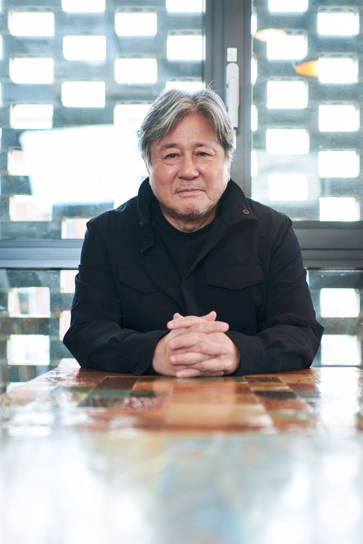 디즈니+ 오리지널 시리즈 '카지노'에서 차무식 역으로 열연한 배우 최민식. 디즈니+ 제공