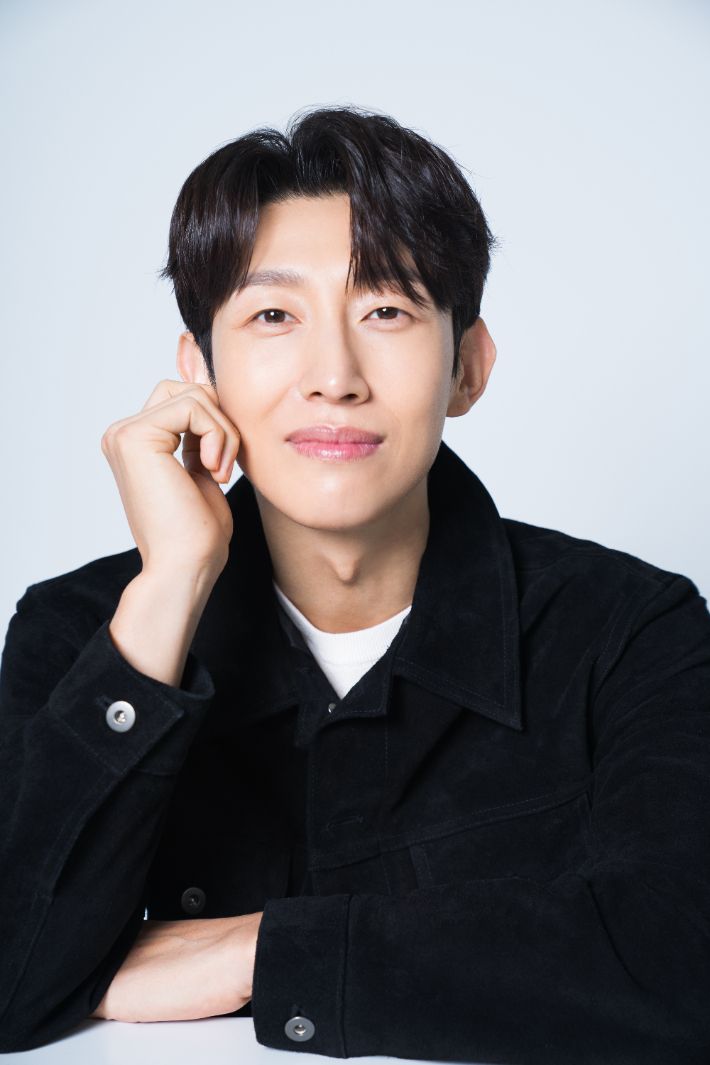 tvN 토일드라마 '경이로운 소문2: 카운터 펀치' 필광 역을 연기한 배우 강기영. 나무엑터스 제공