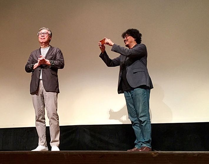 영화 '옥자'로 다시 만난 봉준호 감독과 고 변희봉. 다음영화 제공