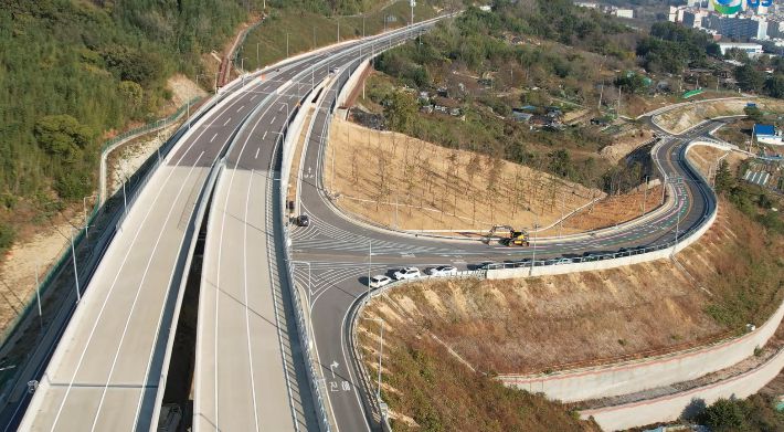 귀곡-행암간 도로개통. 창원시 제공