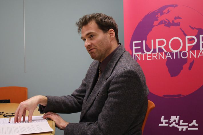 올리비에 코르보베쓰(Olivier Corbobesse) 프랑스 가족수당기금(CAF) 국제 담당 관계자. 박기묵 기자