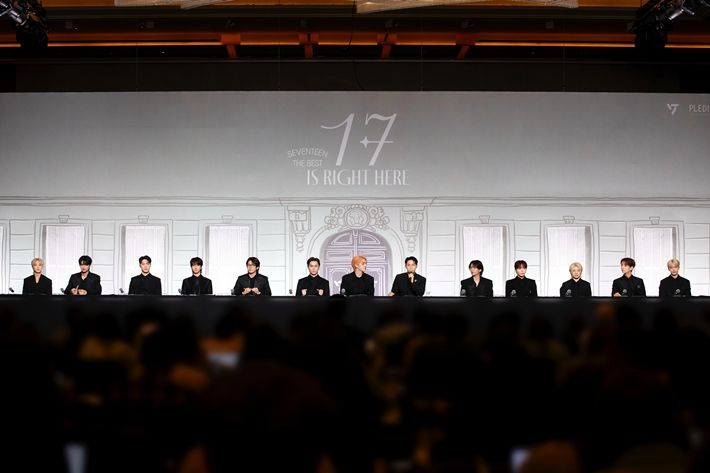 민규가 취재진 질문에 답하는 모습. 플레디스 엔터테인먼트 제공