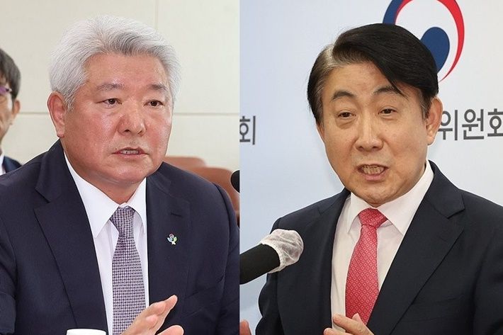 왼쪽부터 김홍일 방송통신위원장, 이동관 전 방송통신위원장. 연합뉴스