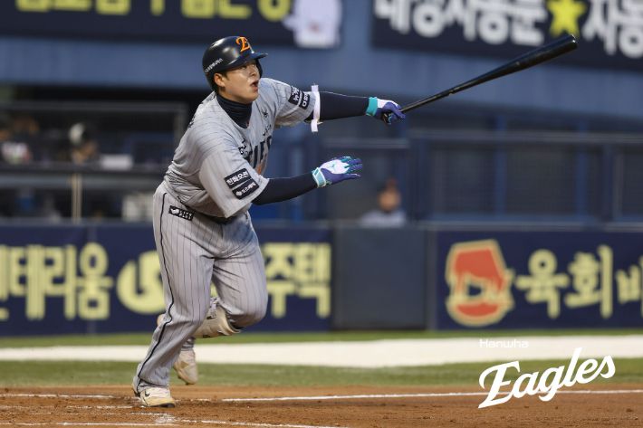 한화 노시환은 8일 3점 홈런 포함, 4타점 맹타를 선보였지만 팀 패배를 막지 못했다. 한화