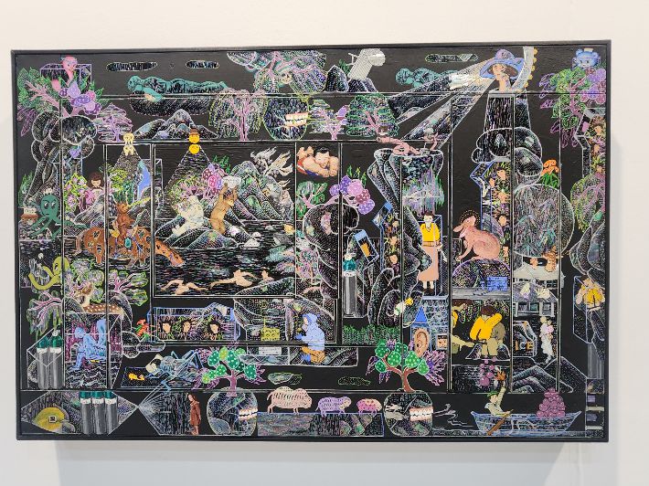 금산갤러리_김은진, '신의 자리_인산인해 11', 나무패널에 자개, 아크릴, 50×55×5cm, 2023. 곽인숙 기자