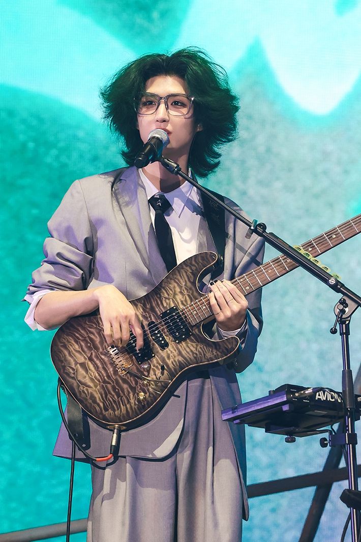 엑스디너리 히어로즈 준한. JYP엔터테인먼트 제공