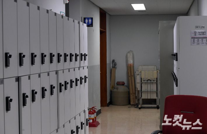 지난달 27일 서울 종로구 서울대 의과대. 황진환 기자