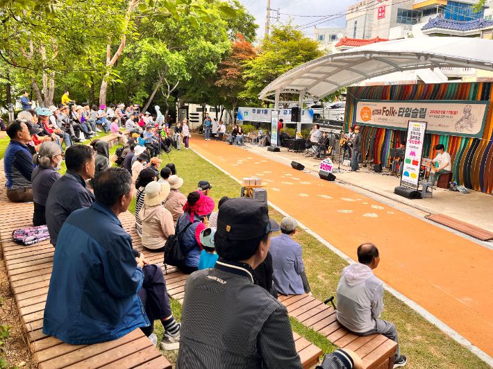 광주광역시는 나들이 가기 좋은 6월을 맞아 시민들이 일상에서 문화예술을 즐길 수 있도록 도심 곳곳에서 다양한 문화예술행사를 개최한다. 광주시 제공