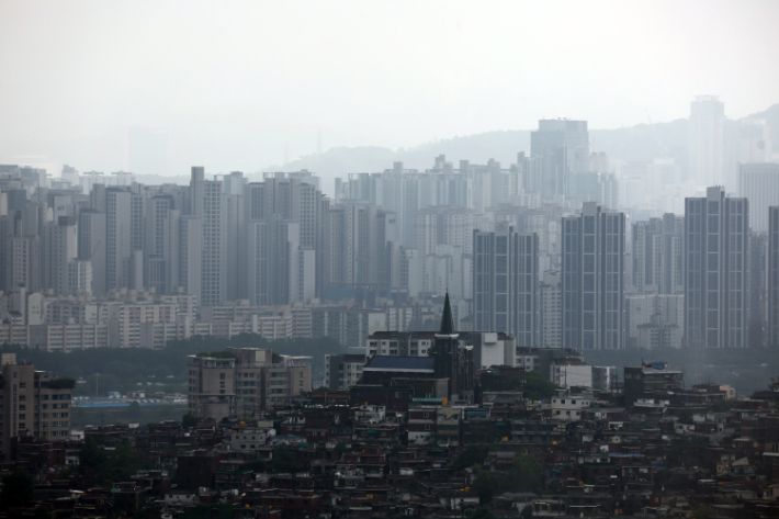 남산에서 본 서울 시내 모습. 연합뉴스