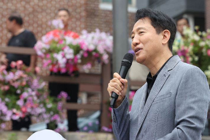 인사말하는 오세훈 시장     (서울=연합뉴스) 강민지 기자 = 오세훈 서울시장이 16일 서울 강북구 우이천에서 열린 우이천 수변활력거점 조성사업 개장식에서 인사말을 하고 있다. 2025.6.16     mjkang@yna.co.kr (끝)   <저작권자(c) 연합뉴스, 무단 전재-재배포, AI 학습 및 활용 금지> 연합뉴스