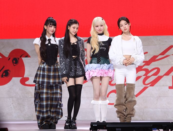 베이비돈크라이의 프로듀싱은 아이들 전소연이 맡았다. 연합뉴스