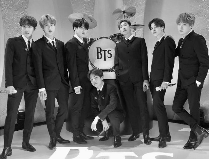 미국 CBS TV의 심야 인기 토크쇼 '더 레이트 쇼 위드 스티븐 콜베어(The Late Show With Stephen Colbert)에 출연한 BTS. 빅히트 제공
