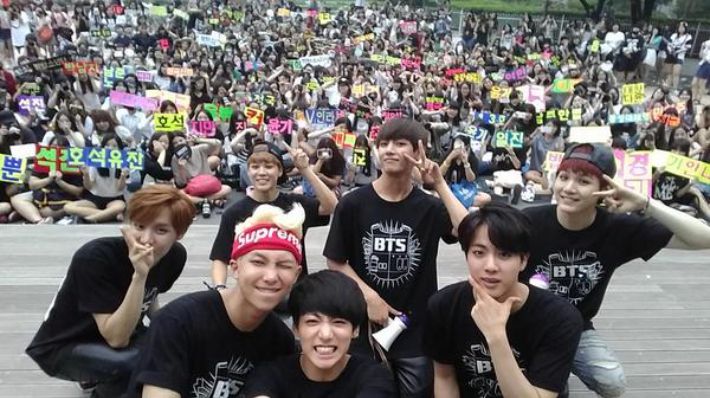 BTS와 아미들. 빅히트 제공
