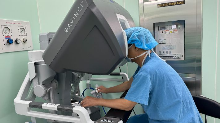 로봇시술 다빈치 SP. 성가롤로병원 제공