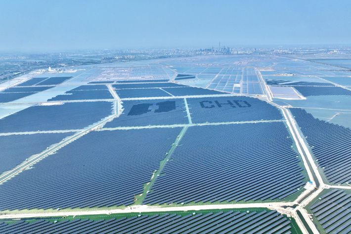 중국 톈진의 태양광 발전 시설. 연합뉴스
