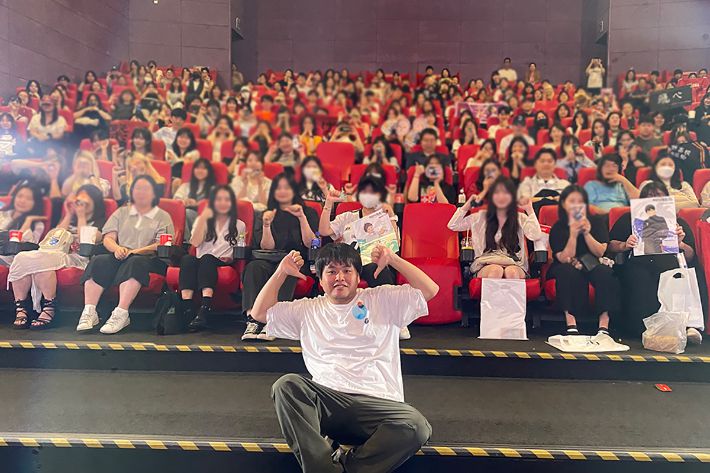 애니메이션 '하이큐!! 리에프 등장! & VS낙제점'(7월 31일 개봉) GV를 위해 지난달 24일 내한한 '하이큐!!' 담당 편집자 아즈마 리키. 에스엠지홀딩스㈜ 제공