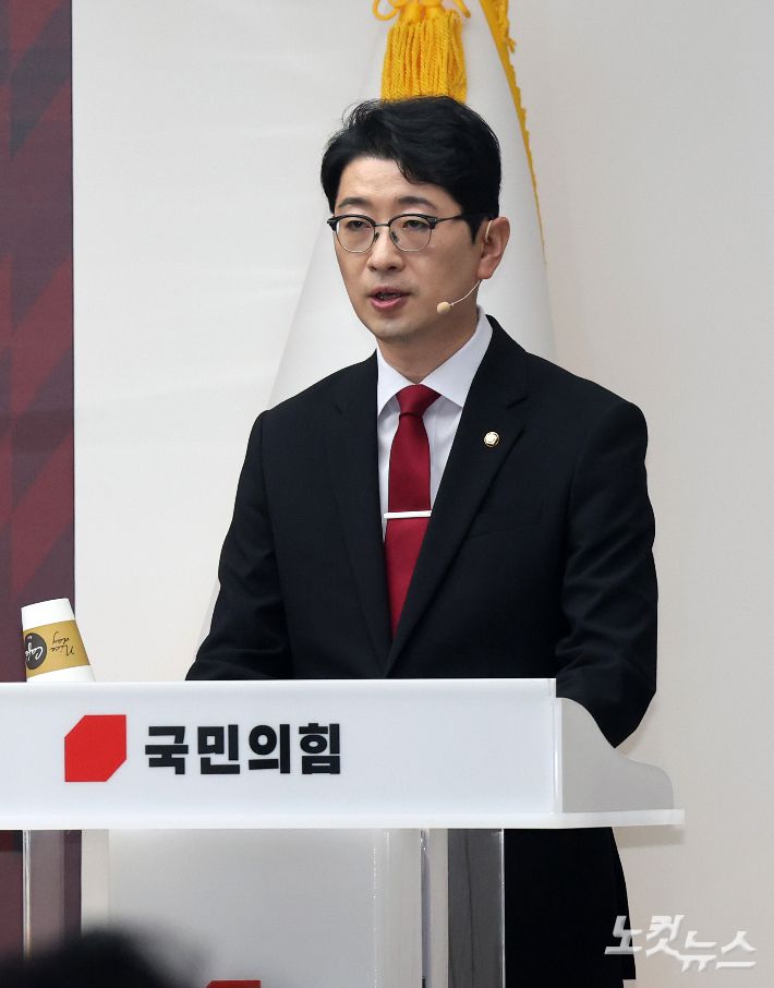 부산 해운대갑 주진우 후보가 이번 국민의힘 당대표 선거 예비경선에서 컷오프 됐다.비전발표를 하고 있는 주진우 의원. 황진환 기자