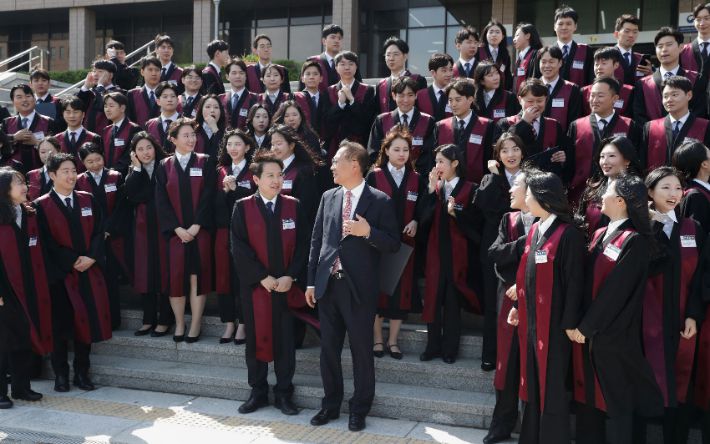 2025년 제 14회 변호사시험 합격자 검사 신규 임용 (법무부 제공)