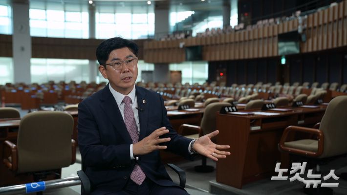 경기도의회 미래과학협력위원회 윤충식 의원(국민의힘, 포천1). 박철웅 PD