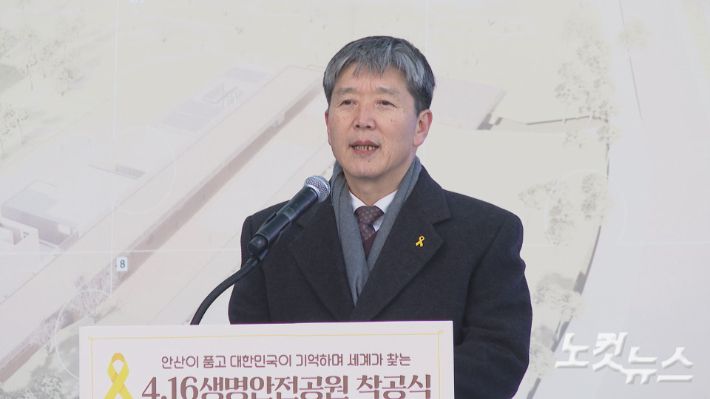 박승렬 총무는 목정평과 한국교회 인권센터 활동을 통해 세월호 참사 진상 규명, 파인텍 노동자 복직 문제 등 우리사회 인권, 노동 현장의 최전선에서 행동하는 신앙을 보여왔다. 박 총무는 4·16연대에서 활동하며 세월호 유가족과 함께했고, 한국교회인권센터를 이끌면서 2018년 파인텍 노동자들의 고공 농성에 동참해 25일간 단식하기도 했다.