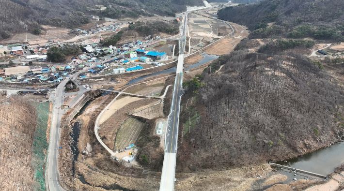 국도 34호선 안동~영덕 도로 개량 사업 구간. 영덕군 제공