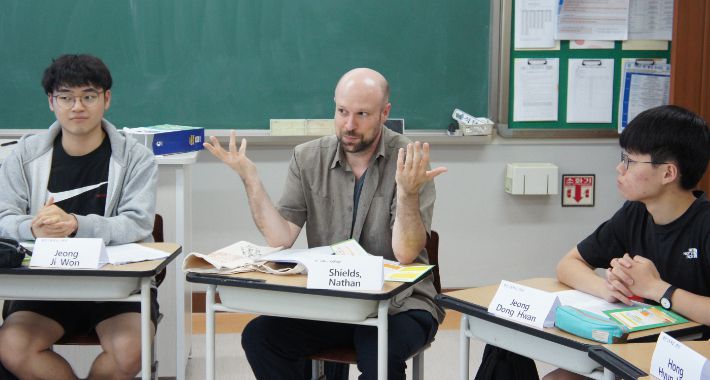 춘천시가 지난 8월 추진한 '글로벌 인재양성 Great Books 여름 캠프'. 춘천시 제공