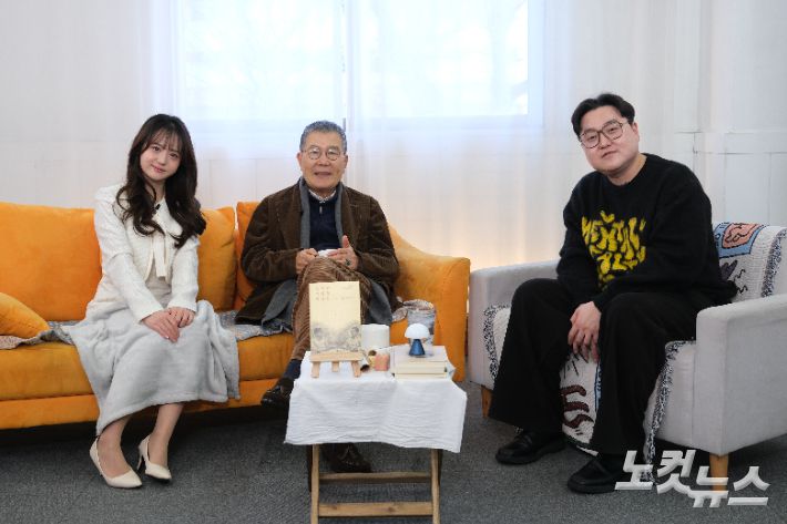 전북CBS <김일환의 예수살롱>에서 김동호 목사가 대담하는 모습. 전북CBS 예수살롱 제작팀