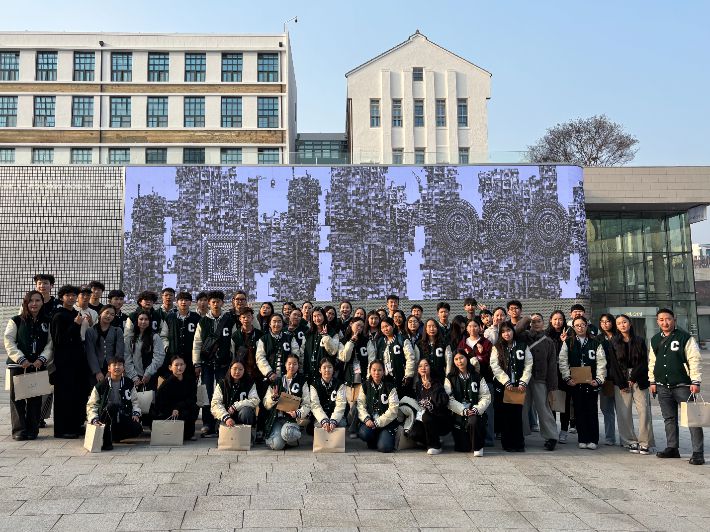 ACC는 지난 15일 조선대학교 유학생지원팀과 손잡고 몽골 예비 유학생을 초청해 아시아 문화예술교육 프로그램을 운영했다. ACC 제공