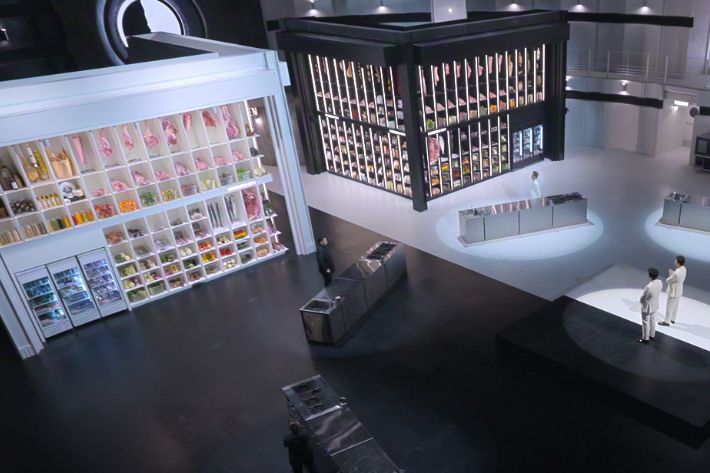 김은지 PD는 신선한 식재료를 공수한 배경에 대해 "식재료를 전문적으로 준비하는 별도의 팀이 있었다"며 "퀄리티 있는 재료로만 선별하도록 신경 썼다"고 밝혔다. 넷플릭스 제공