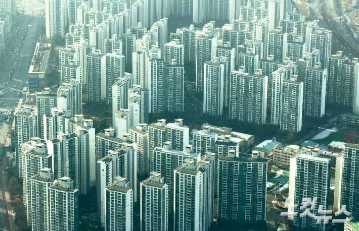 서울 시내 아파트의 모습. 박종민 기자