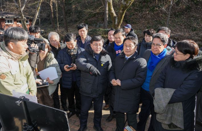 김성환 기후에너지환경부 장관이 우치동물원을 방문한 모습. 광주광역시 제공