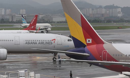 서울 강서구 김포공항 주기장의 아시아나항공 여객기 모습. 연합뉴스