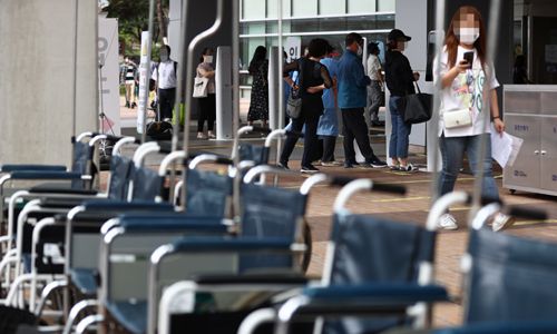 의료계 집단휴진 종료에 따라 전국 병원이 정상화되고 있다. 사진은 지난 11일 서초구 서울성모병원. 연합뉴스