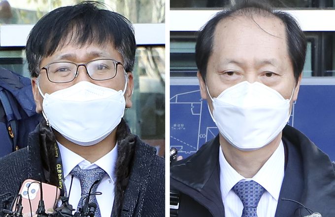 법무부 측 추미애 장관의 법률 대리인인 이옥형(왼쪽) 변호사와 윤석열 검찰총장 측 법률 대리인 이완규 변호사가 30일 서울 서초구 서울행정법원 앞에서 윤석열 검찰총장의 직무배제에 대한 비공개 심문을 마친 뒤 각각발언을 하고 있다. 뉴시스