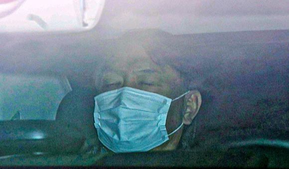 윤석열 검찰총장이 26일 오후 서울 서초구 대검찰청으로 출근하고 있다. 연합뉴스