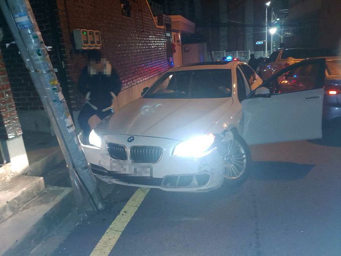 음주 뺑소니 사고를 낸 BMW 차량
