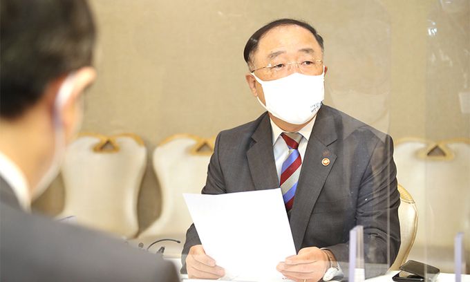 홍남기 경제부총리 겸 기획재정부 장관. 연합뉴스