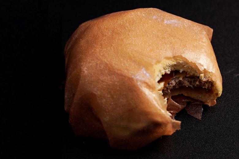 먹을 수 있는 햄버거 포장재, 출처=에보웨어(evoware)