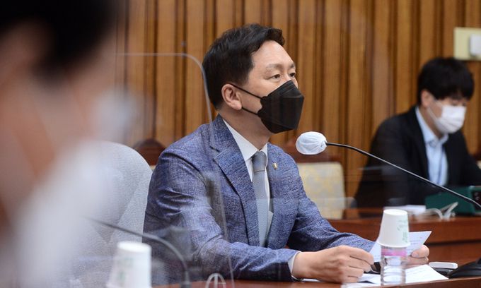 국민의힘 김기현 원내대표가 지난 9일 서울 여의도 국회에서 열린 원내대책회의에서 발언하고 있다. 연합뉴스