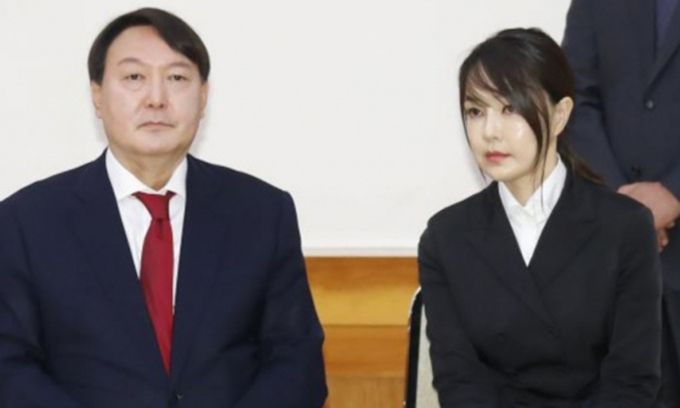 윤석열 전 검찰총장과 부인 김건희 씨. 연합뉴스